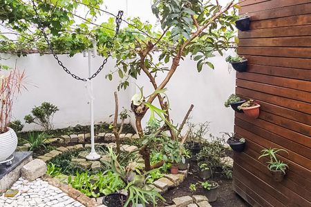 Casa à venda com 647m², 3 quartos e 7 vagasEntrada