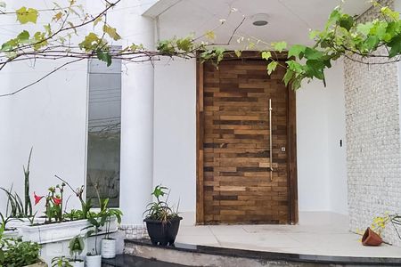 Casa à venda com 647m², 3 quartos e 7 vagasEntrada