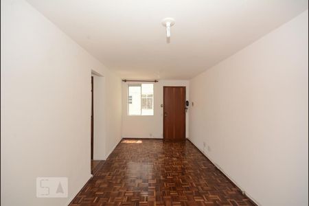 Sala de apartamento para alugar com 2 quartos, 70m² em Taquara, Rio de Janeiro