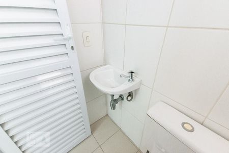 Apartamento para alugar com 125m², 3 quartos e 3 vagas Apartamento para alugar com 125m², 3 quartos e 3 vagasBanheiro de Serviço - Torneira