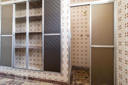 Casa à venda com 200m², 3 quartos e 3 vagasBanheiro