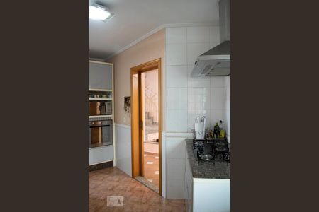 Casa à venda com 230m², 4 quartos e 4 vagasCOZINHA