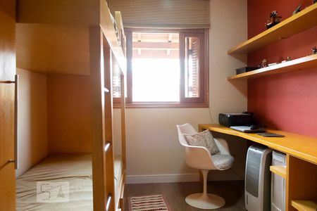 Casa à venda com 230m², 4 quartos e 4 vagasQUARTO 2