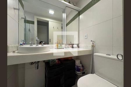 Apartamento à venda com 82m², 3 quartos e 1 vagaBanheiro da Suíte