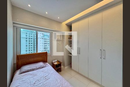 Apartamento à venda com 82m², 3 quartos e 1 vagaQuarto 1