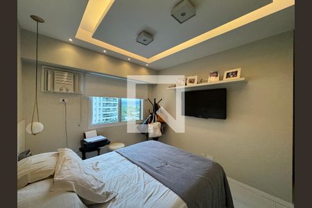 Apartamento à venda com 82m², 3 quartos e 1 vagaSuíte