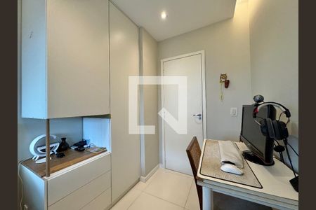Apartamento à venda com 82m², 3 quartos e 1 vagaQuarto 2