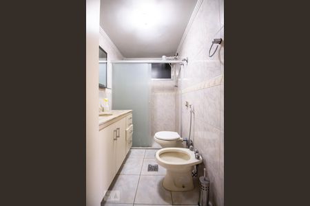 Banheiro de apartamento à venda com 2 quartos, 97m² em Vila Buarque, São Paulo