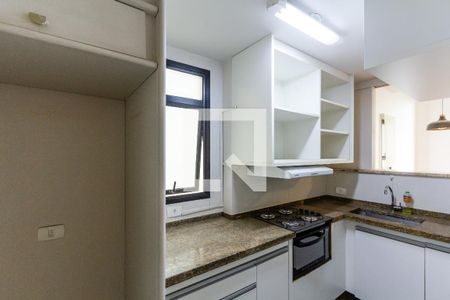 Cozinha de apartamento para alugar com 1 quarto, 75m² em Itaim Bibi, São Paulo
