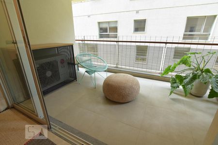Varanda da Sala de kitnet/studio à venda com 1 quarto, 52m² em Pinheiros, São Paulo