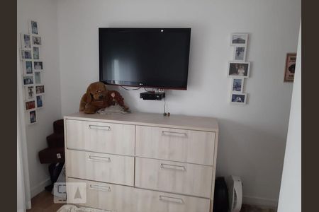 Apartamento para alugar com 171m², 3 quartos e 3 vagas Apartamento para alugar com 171m², 3 quartos e 3 vagassuite3