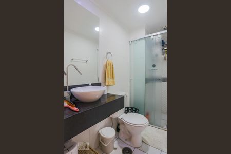 Apartamento à venda com 52m², 3 quartos e 1 vaga Apartamento à venda com 52m², 3 quartos e 1 vagaBanheiro Social