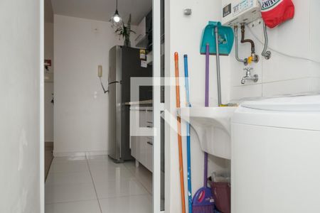 Apartamento à venda com 70m², 2 quartos e 1 vaga Apartamento à venda com 70m², 2 quartos e 1 vagaÁrea de Serviço