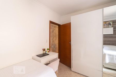 Casa à venda com 250m², 3 quartos e 6 vagas Casa à venda com 250m², 3 quartos e 6 vagasQuarto 2