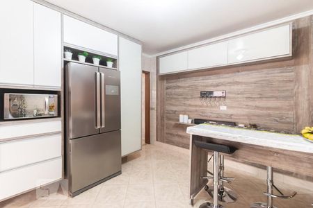 Casa à venda com 250m², 3 quartos e 6 vagas Casa à venda com 250m², 3 quartos e 6 vagasCozinha