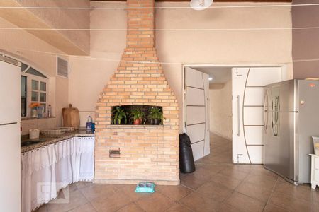 Casa à venda com 250m², 3 quartos e 6 vagas Casa à venda com 250m², 3 quartos e 6 vagasChurrasqueira