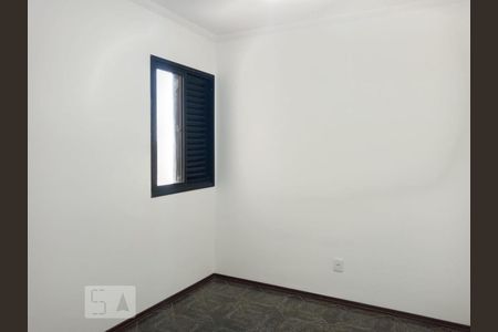 Dormitório 2 de apartamento à venda com 2 quartos, 55m² em Jaguaribe, Osasco