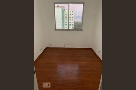 Quarto de apartamento para alugar com 2 quartos, 55m² em Jacarepaguá, Rio de Janeiro