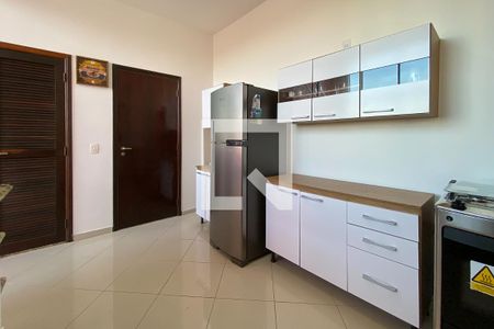 Casa para alugar com 180m², 2 quartos e 3 vagas Casa para alugar com 180m², 2 quartos e 3 vagasCozinha