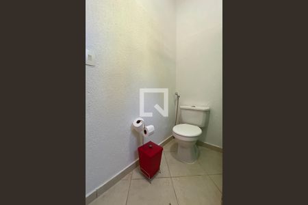 Casa para alugar com 180m², 2 quartos e 3 vagas Casa para alugar com 180m², 2 quartos e 3 vagasBanheiro da suíte 1