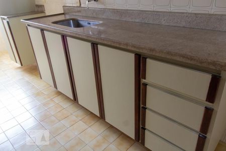 Apartamento à venda com 79m², 2 quartos e 1 vagaCozinha