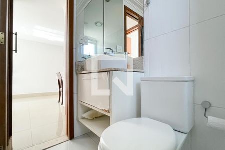 Apartamento à venda com 54m², 2 quartos e 1 vaga Apartamento à venda com 54m², 2 quartos e 1 vagaBanheiro Social