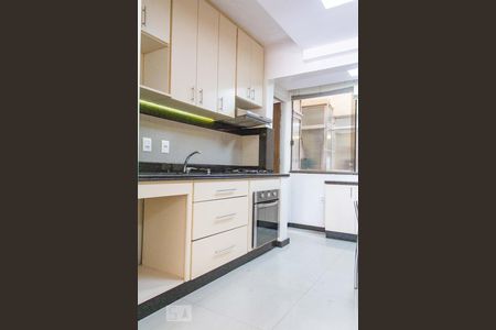 Apartamento à venda com 115m², 3 quartos e 1 vaga Apartamento à venda com 115m², 3 quartos e 1 vagaCozinha