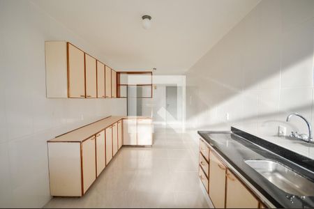 Apartamento para alugar com 137m², 3 quartos e 2 vagas Apartamento para alugar com 137m², 3 quartos e 2 vagasCozinha