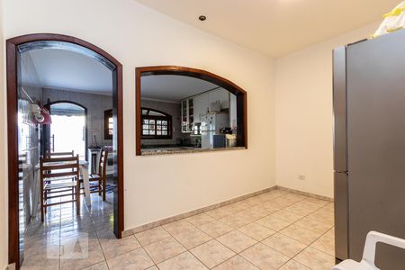 Casa à venda com 222m², 4 quartos e 7 vagas Casa à venda com 222m², 4 quartos e 7 vagasCopa