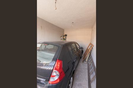 Casa à venda com 222m², 4 quartos e 7 vagas Casa à venda com 222m², 4 quartos e 7 vagasGaragem