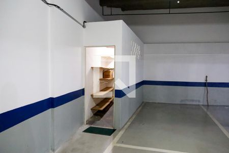 Apartamento à venda com 120m², 3 quartos e 3 vagas Apartamento à venda com 120m², 3 quartos e 3 vagasDepósito