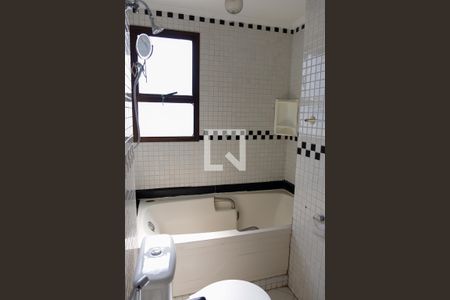 Apartamento à venda com 120m², 3 quartos e 3 vagas Apartamento à venda com 120m², 3 quartos e 3 vagasBanheiro do Quarto 3