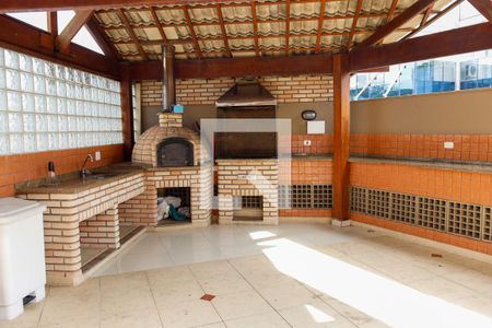 Apartamento à venda com 120m², 3 quartos e 3 vagas Apartamento à venda com 120m², 3 quartos e 3 vagasÁrea comum - Churrasqueira