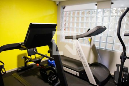 Apartamento à venda com 120m², 3 quartos e 3 vagas Apartamento à venda com 120m², 3 quartos e 3 vagasÁrea comum - Academia