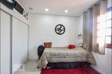 Casa à venda com 220m², 3 quartos e 2 vagas Casa à venda com 220m², 3 quartos e 2 vagasQuarto 03
