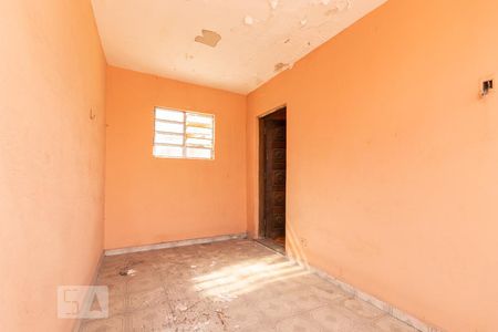 Casa à venda com 352m², 3 quartos e 3 vagas Casa à venda com 352m², 3 quartos e 3 vagasVaranda