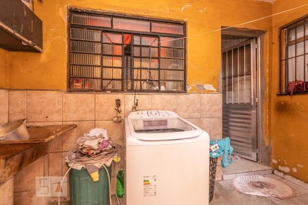 Casa à venda com 352m², 3 quartos e 3 vagas Casa à venda com 352m², 3 quartos e 3 vagasÁrea de serviço edícula