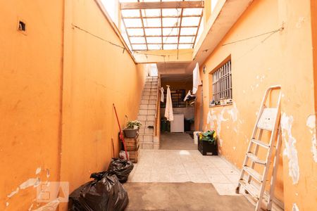 Casa à venda com 352m², 3 quartos e 3 vagas Casa à venda com 352m², 3 quartos e 3 vagasEdícula