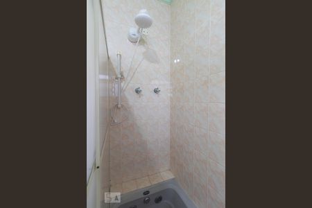 Casa à venda com 120m², 3 quartos e 3 vagasBanheiro - Quarto 1