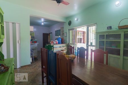 Casa à venda com 120m², 3 quartos e 3 vagasCozinha