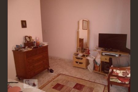 Casa à venda com 398m², 4 quartos e 8 vagas Casa à venda com 398m², 4 quartos e 8 vagasDormitório 2