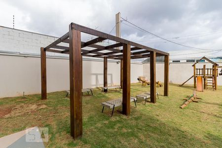 Apartamento à venda com 66m², 2 quartos e 1 vaga Apartamento à venda com 66m², 2 quartos e 1 vagaÁrea Comum - Playground