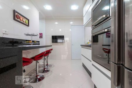 Casa à venda com 210m², 2 quartos e 2 vagas Casa à venda com 210m², 2 quartos e 2 vagasCozinha