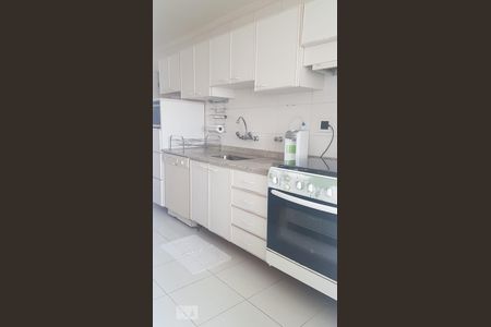 Apartamento à venda com 130m², 3 quartos e sem vaga Apartamento à venda com 130m², 3 quartos e sem vagaCozinha