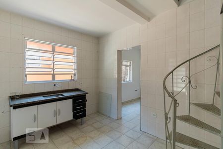 Cozinha de casa para alugar com 2 quartos, 45m² em Parque Boturussu, São Paulo