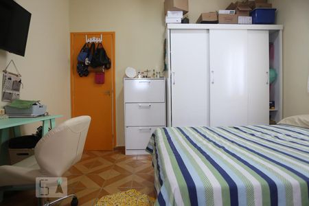 Casa à venda com 180m², 5 quartos e 2 vagasSuíte 1