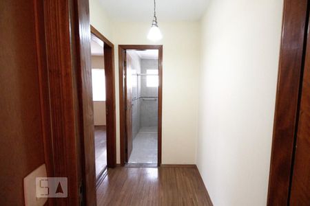 Casa à venda com 150m², 3 quartos e 2 vagas Casa à venda com 150m², 3 quartos e 2 vagasCorredor