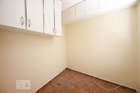 Casa à venda com 150m², 3 quartos e 2 vagas Casa à venda com 150m², 3 quartos e 2 vagasQuarto