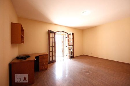 Casa à venda com 150m², 3 quartos e 2 vagas Casa à venda com 150m², 3 quartos e 2 vagasQuarto