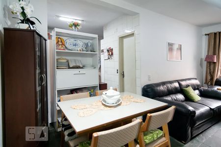 Apartamento à venda com 360m², 6 quartos e 5 vagas Apartamento à venda com 360m², 6 quartos e 5 vagasEdícula Sala